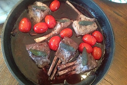 Lammkarree mit Rotwein - Balsamico Reduktion 11
