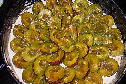 Apfel- oder Pflaumenstreuselkuchen
