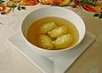 Grie&szlig;kl&ouml;&szlig;chen mit Petersilie