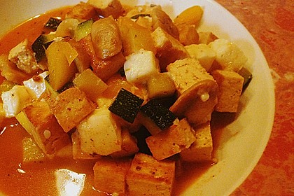 Zucchinipfanne mit Pilzen und Tofu 1