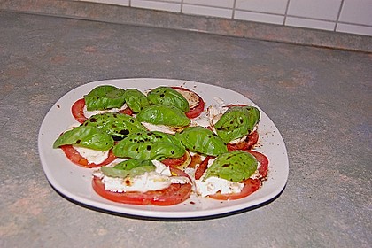 Insalata Caprese 38