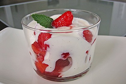 Ricotta - Vanillecreme mit Beeren 2