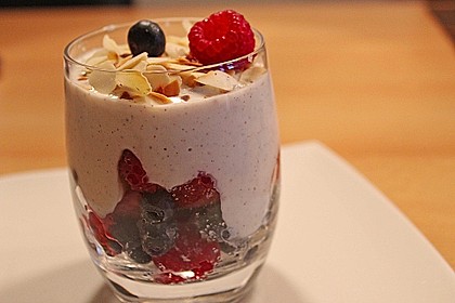 Ricotta - Vanillecreme mit Beeren 3