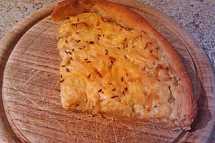 Schwäbischer Zwiebelkuchen 100