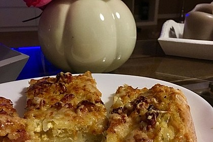 Schwäbischer Zwiebelkuchen 115