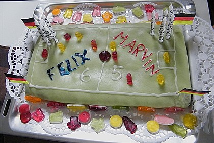 Fu&szlig;balltorte 5