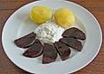 Warme Rote Bete in Balsamico mit Pellkartoffeln und Frischk&auml;se