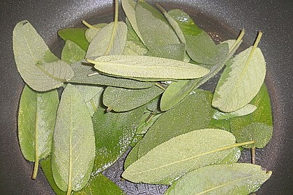 Nudeln mit Salbei - Gorgonzola - So&szlig;e 1