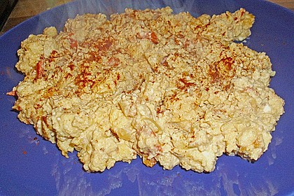 R&uuml;hrei mit Tomate und Schafsk&auml;se 3