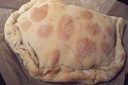 Calzone mit Thunfisch 8