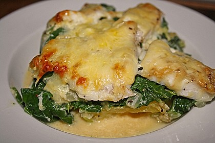 Gebackenes Fischfilet auf Mangold