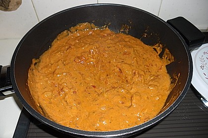 Spaghetti mit Tomaten - Sahne - Pesto 5