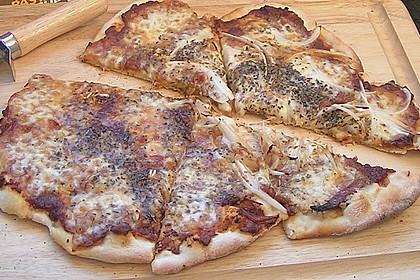 Pizza Margherita 1
