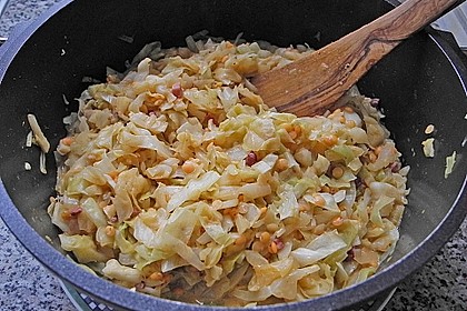 Spitzkohl mit roten Linsen 1