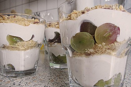 Dessert mit Weintrauben 51