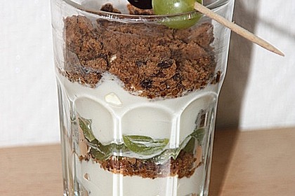 Dessert mit Weintrauben 24