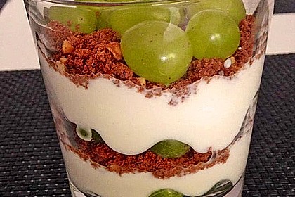 Dessert mit Weintrauben 4