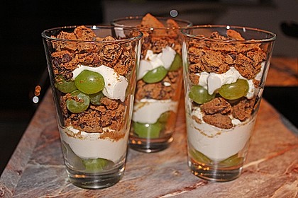 Dessert mit Weintrauben 15
