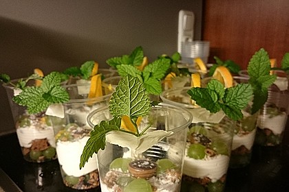 Dessert mit Weintrauben 54