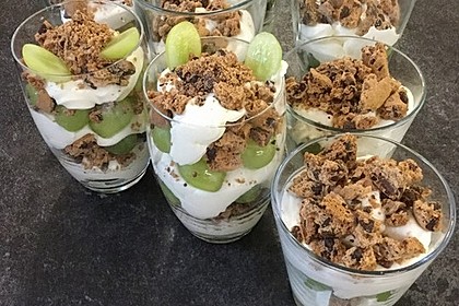 Dessert mit Weintrauben 36