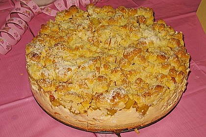 Apfelkuchen mit Vanillecreme und Streuseln 11