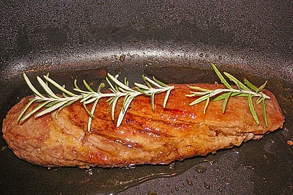 Schweinefilet mariniert in Rosmarin - Honig 3