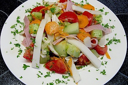 Kr&auml;ftiger Abendsalat