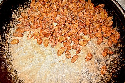 Gebrannte Mandeln mit wenig Zucker 2