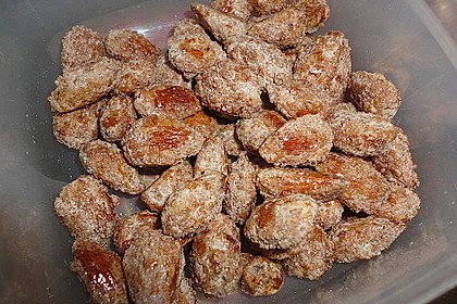 Gebrannte Mandeln mit wenig Zucker 4