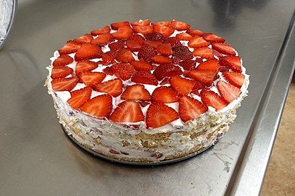 Schmand - Erdbeerkuchen 9