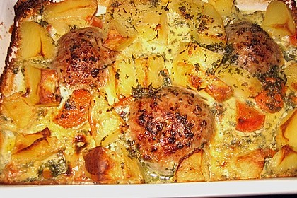 Bratwurstauflauf mit M&ouml;hren und Kartoffeln