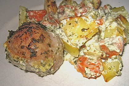 Bratwurstauflauf mit M&ouml;hren und Kartoffeln 1