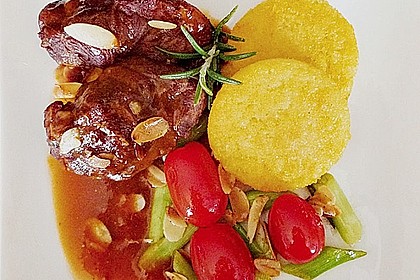 Magerb&auml;ckle - Schweineb&auml;ckchen - in Mandelbutter und Preiselbeeren mit Fr&uuml;hlingszwiebeln und Meerrettichsp&auml;nen 4