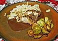 Gef&uuml;llter Wildschweinr&uuml;cken mit Kr&auml;uterkruste