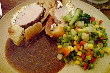 Mediterranes Schweinefilet im Bl&auml;tterteig 3