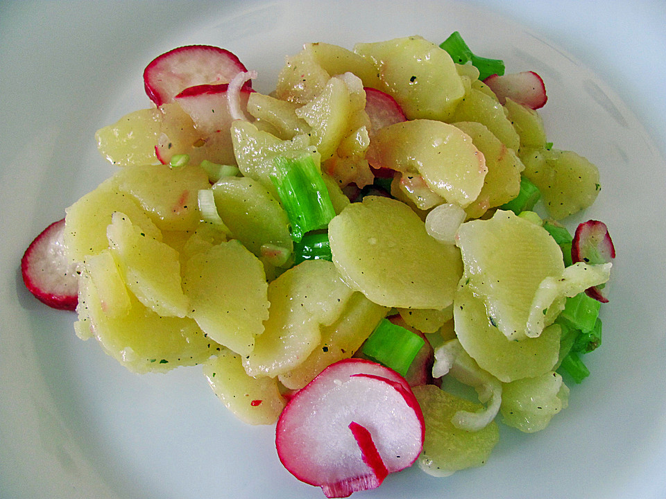 Lauwarmer Kartoffelsalat (Rezept mit Bild) von whiteangelstar | Chefkoch.de