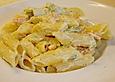 Makkaroni mit Paprika - K&auml;se - Sahnesauce
