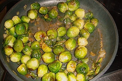 Gedünsteter Rosenkohl 25