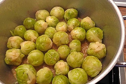 Gedünsteter Rosenkohl 23