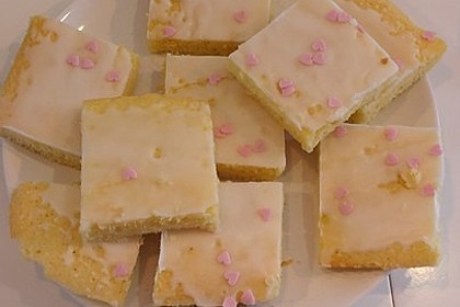 Saftiger Zitronenkuchen 59