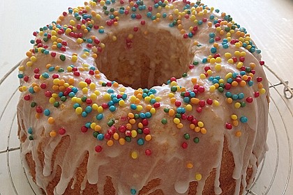 Saftiger Zitronenkuchen 15