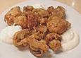 Champignons in Bierteig mit Knoblauchsauce
