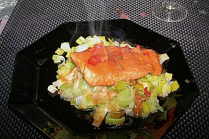 Lachs-Teriyaki auf Porreegem&uuml;se 6