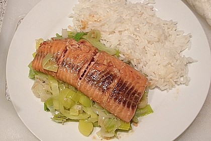 Lachs-Teriyaki auf Porreegem&uuml;se 11