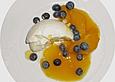 Vanilleparfait mit Orangensauce