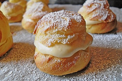 Windbeutel mit Vanillecreme 1