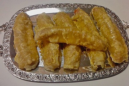 W&uuml;rstchen in Bl&auml;tterteig mit K&auml;se 15