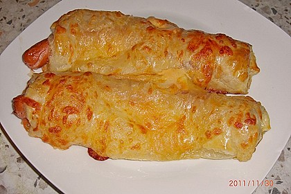 W&uuml;rstchen in Bl&auml;tterteig mit K&auml;se 16