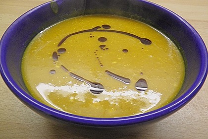 Fruchtige Kürbissuppe 8