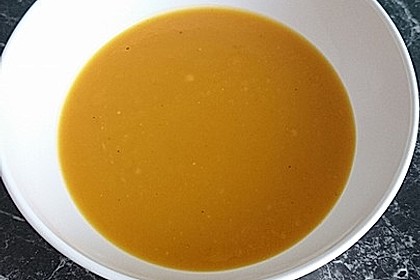 Fruchtige Kürbissuppe 4
